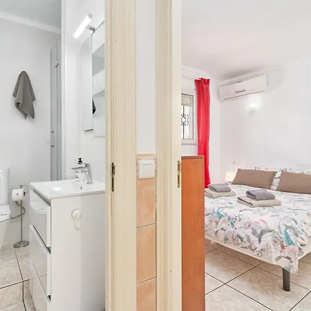 Sea View Capistrano Апартаменты *