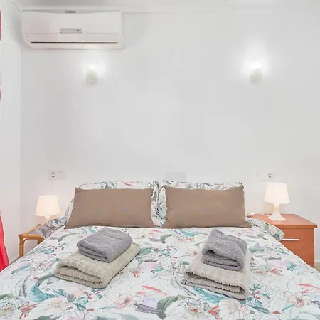 Sea View Capistrano Апартаменты Нерха