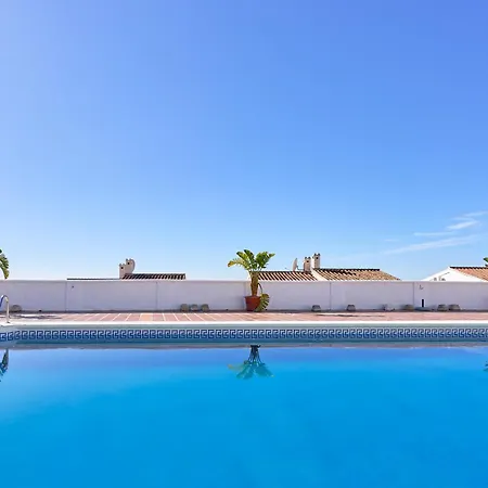 Sea View Capistrano * Нерха