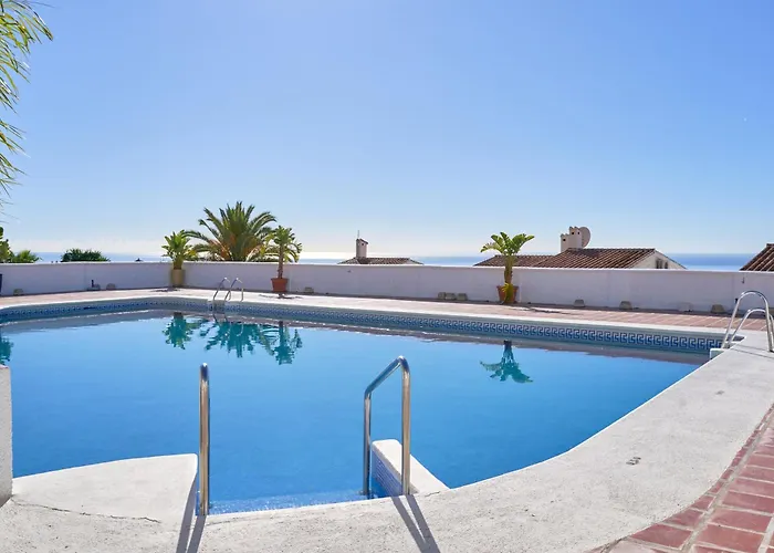 Sea View Capistrano Daire Nerja